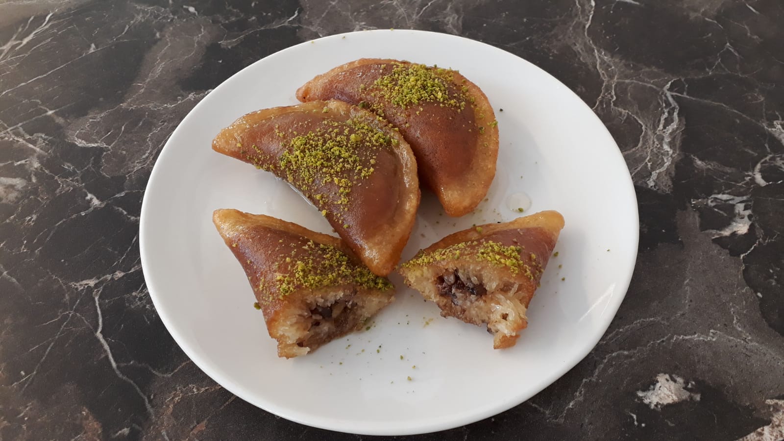 Adana Taş Kadayıfı — yöresel lezzet görseli