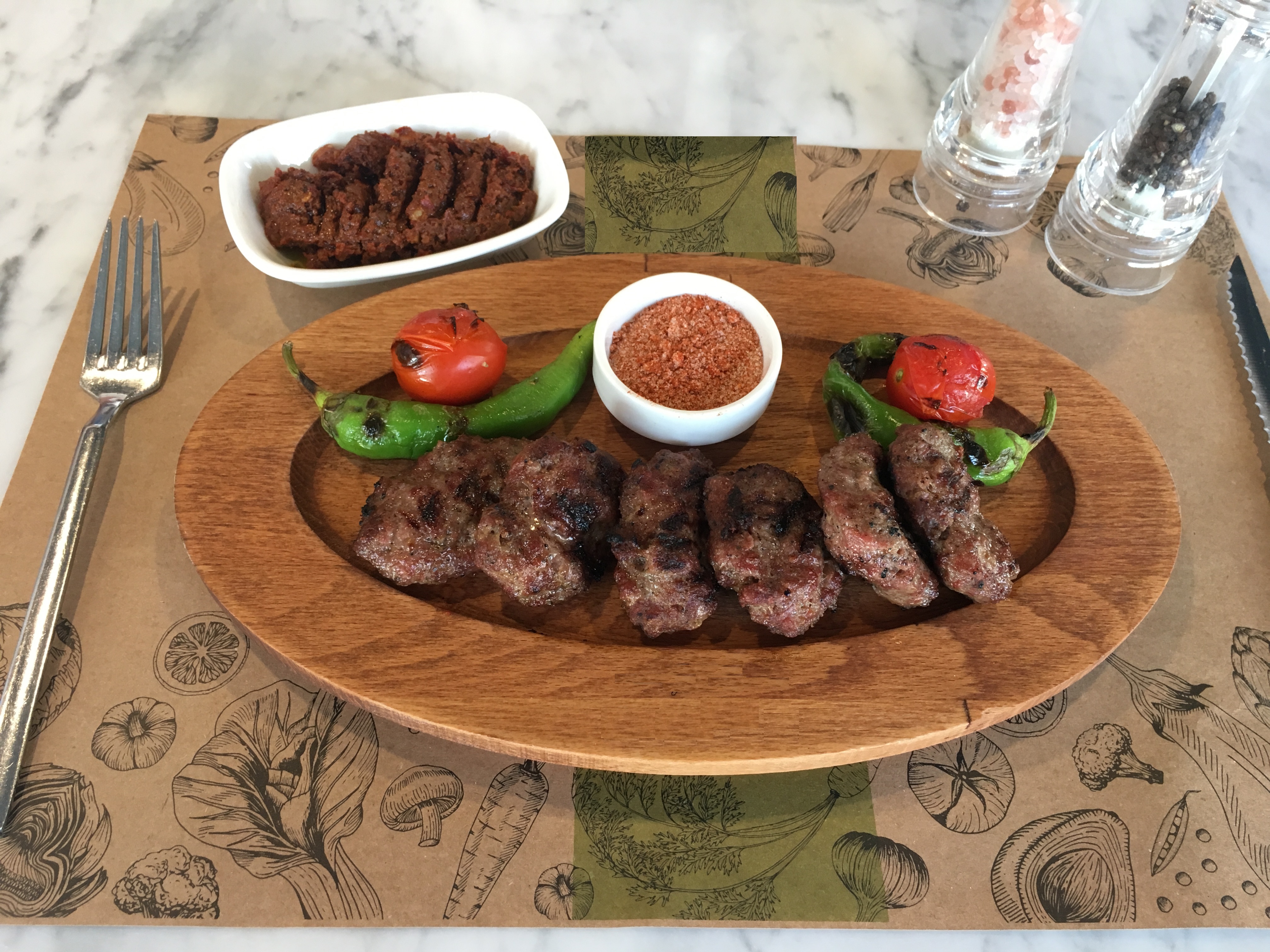 Düzce Köftesi — yöresel lezzet görseli