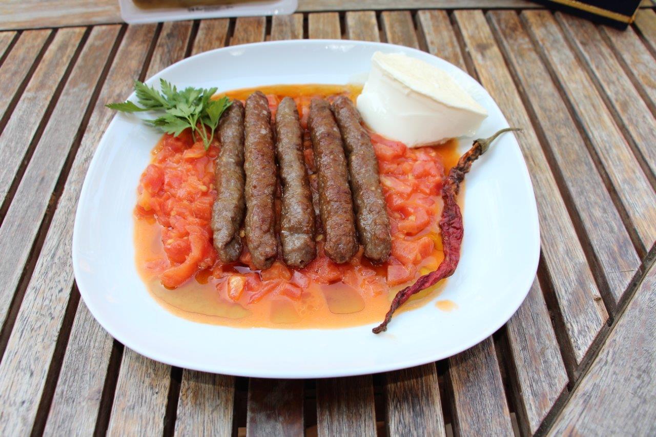 Tire Şiş Köfte — yöresel lezzet görseli