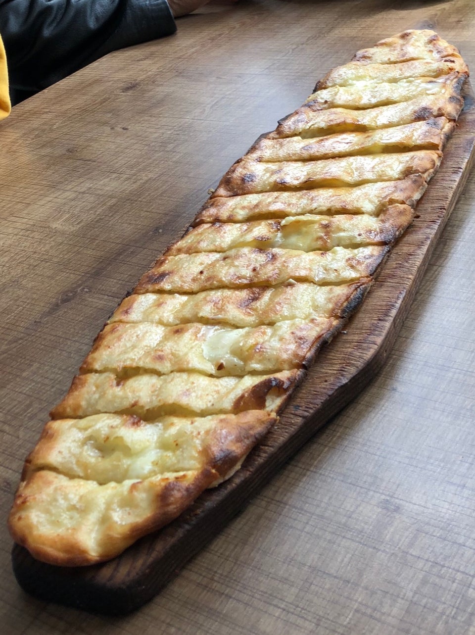 Emet Pidesi — yöresel lezzet görseli