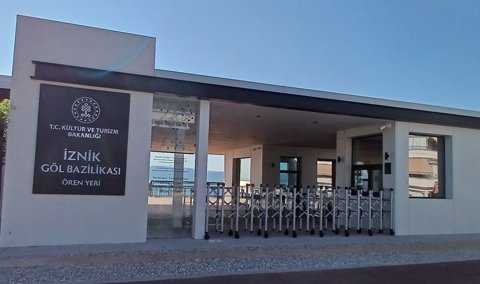 AZİZ NEOPHYTOS BAZİLİKASI (İZNİK SU ALTI BAZİLİKASI)